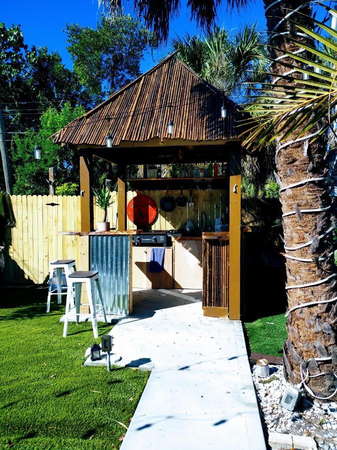 World Solo Travel'S Welcomed At St Pete Home Saint Petersburg Eksteriør billede