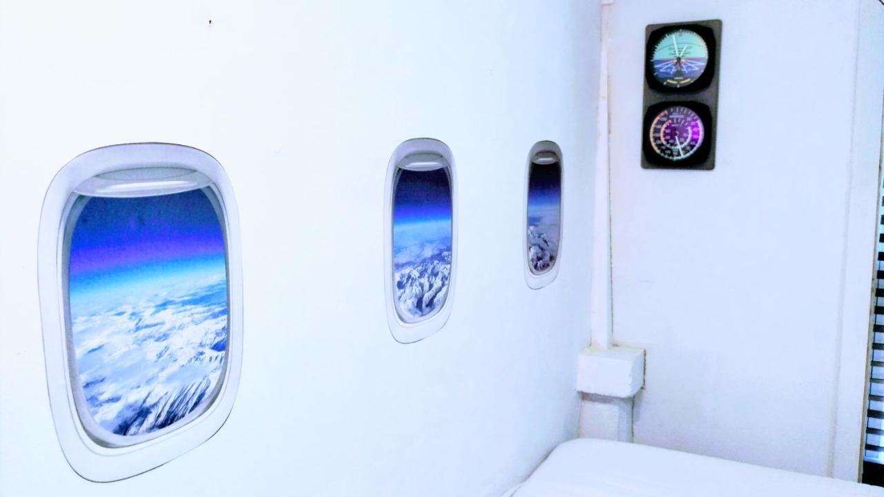 World Solo Travel'S Welcomed At St Pete Home Saint Petersburg Eksteriør billede