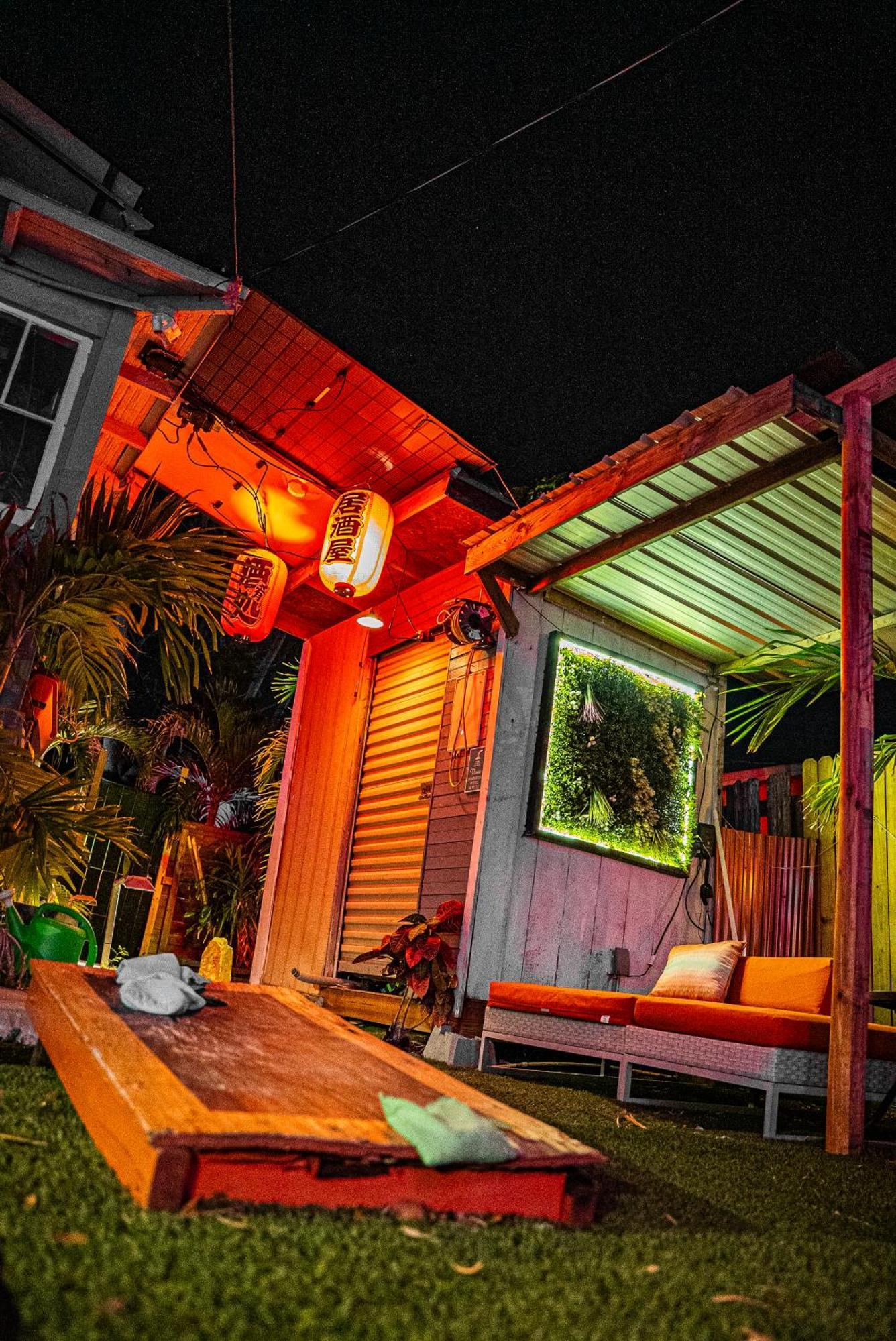 World Solo Travel'S Welcomed At St Pete Home Saint Petersburg Eksteriør billede